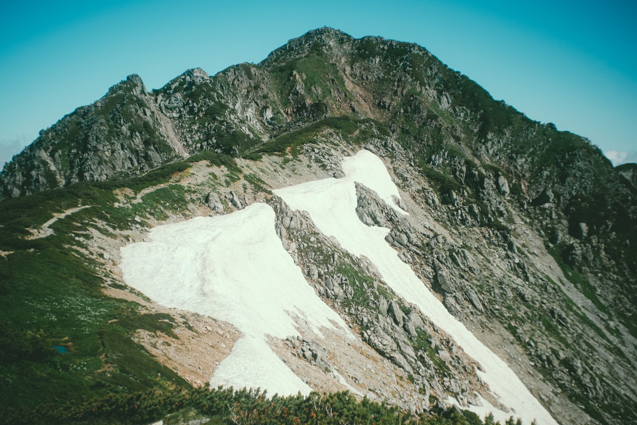 水晶岳